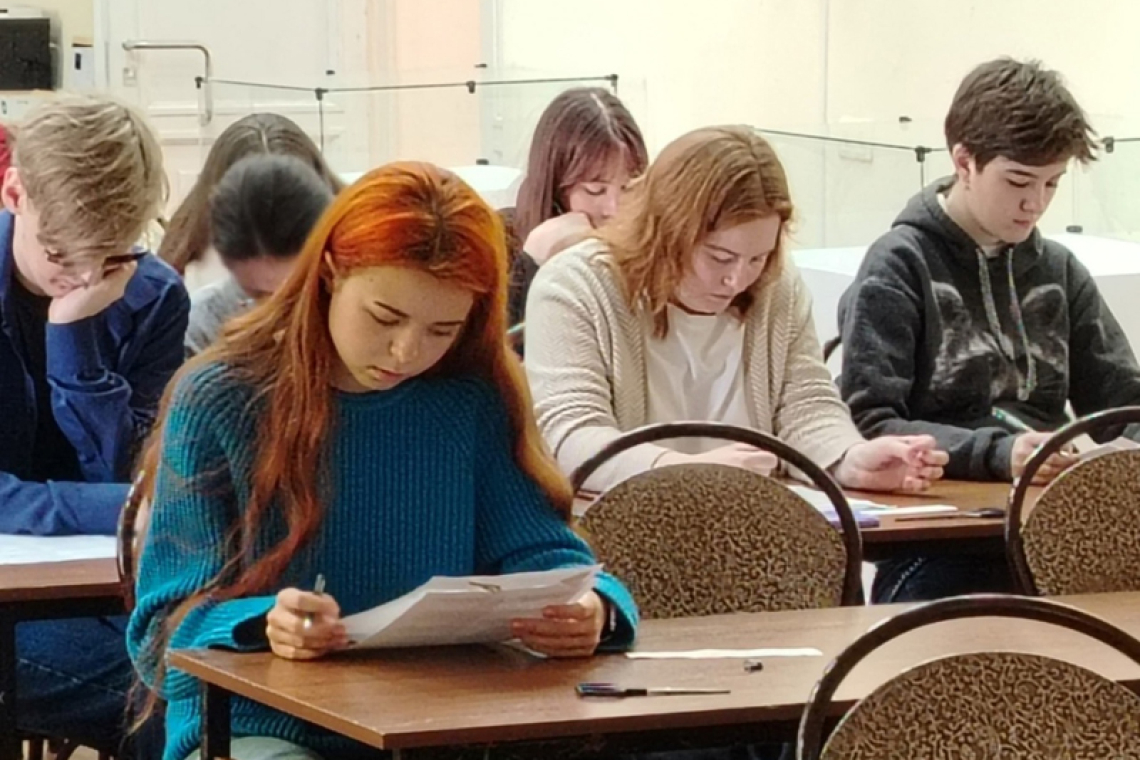 Просветительская акция «Литературный диктант» прошла в библиотеках Новгородской области